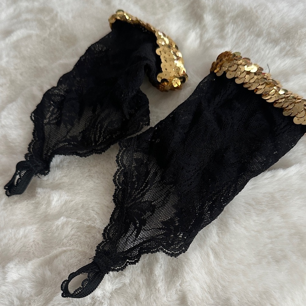 Frederick's of Hollywood Black Lace with Gold Trim Gloves